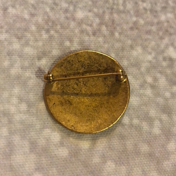 Matching Brooch and Earring Set - Picture 3 of 5